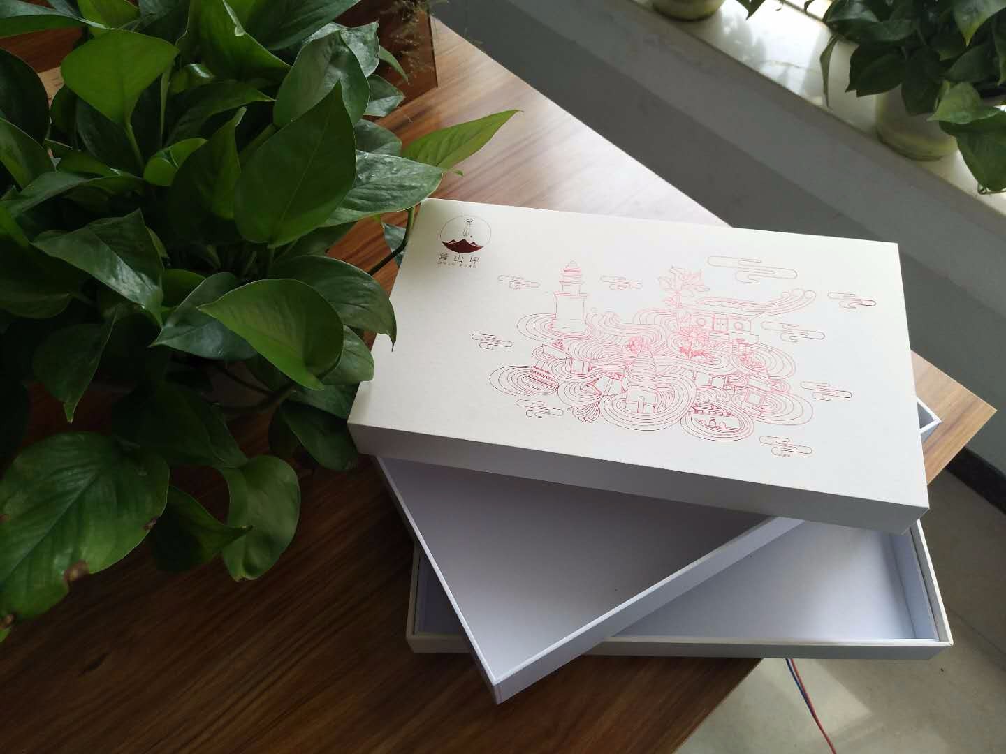 鄭州彩盒包裝廠家淺談印刷機噴粉的說明及使用方法？