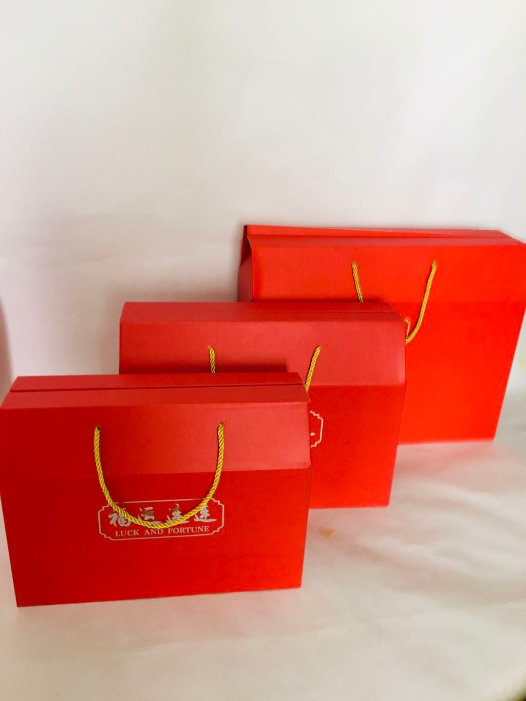 紙箱包裝如何設(shè)計才能做的更好？設(shè)計造型新穎別致，存儲運輸方便