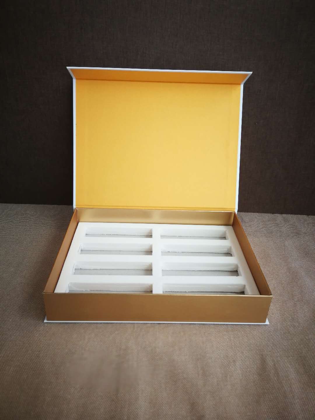 讓保健品包裝盒代替產(chǎn)品來說話，鄭州禮盒廠家做到了